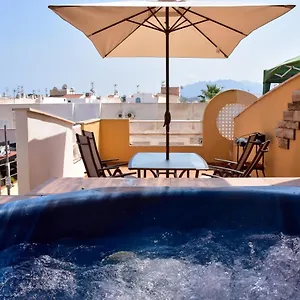 Manzanilla Penthouse Private Jacuzzi & 5min Apartamento